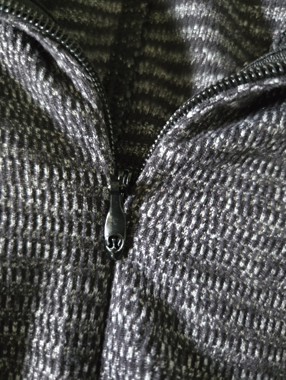 Lululemon Runderful 1/2 Zip - Picture 14 of 14